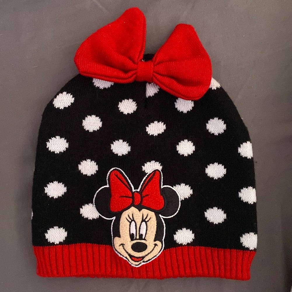 Disney "Minnie" Mouse beanie hat with red bow black white polka dots size 2T-5T